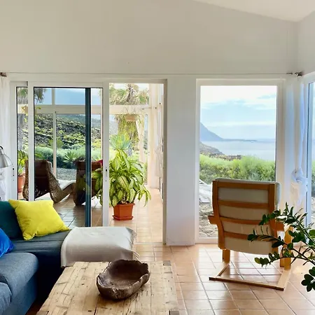Casa Charco Azul